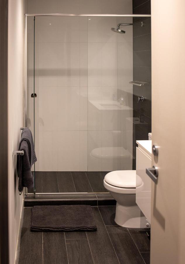 Modern Quiet 1 & 2 Bed Apt Opposite Albert Park Melbourne Bagian luar foto