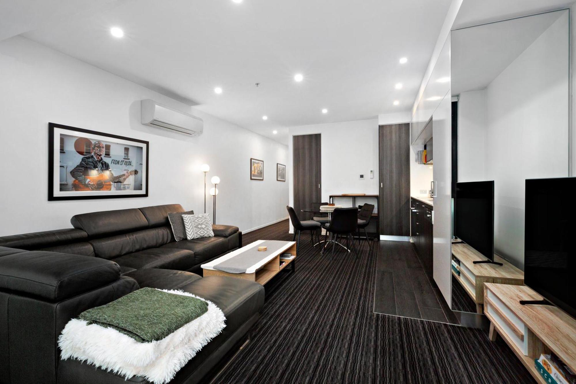 Modern Quiet 1 & 2 Bed Apt Opposite Albert Park Melbourne Bagian luar foto